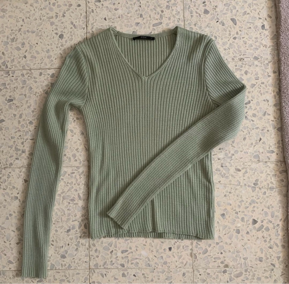Basic green long sleeve