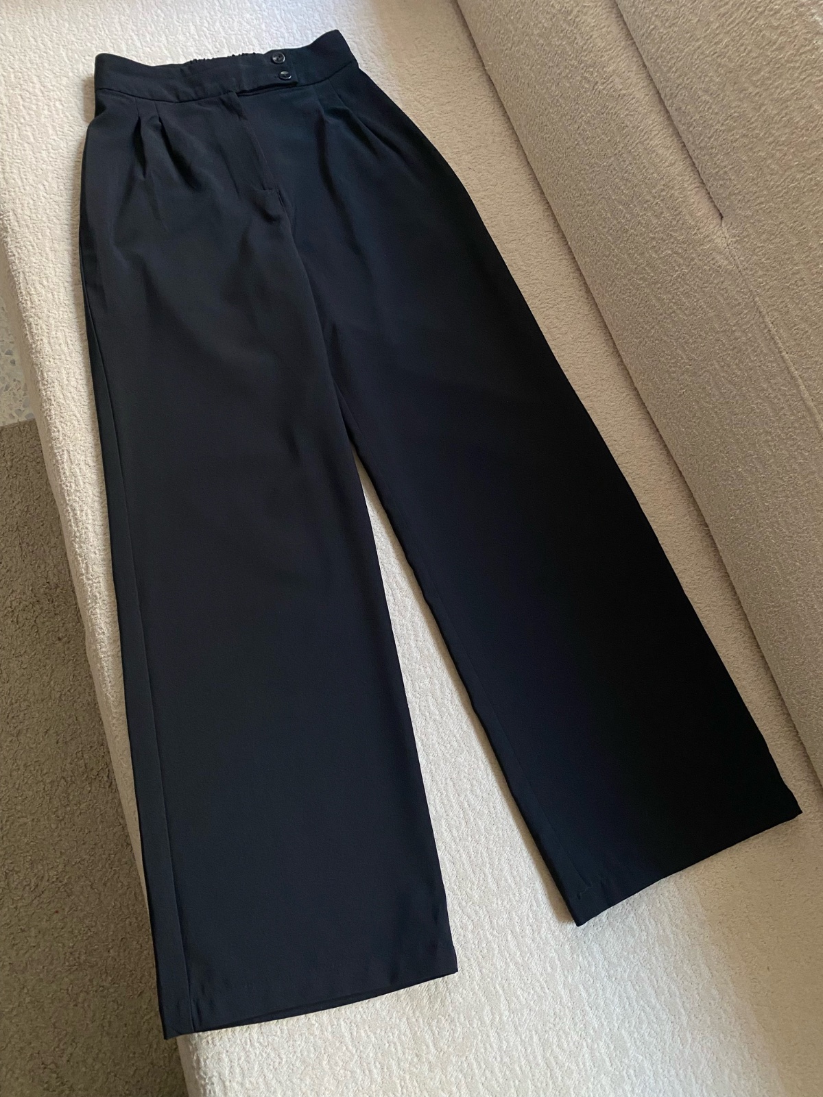 Pantalon noir neuf 