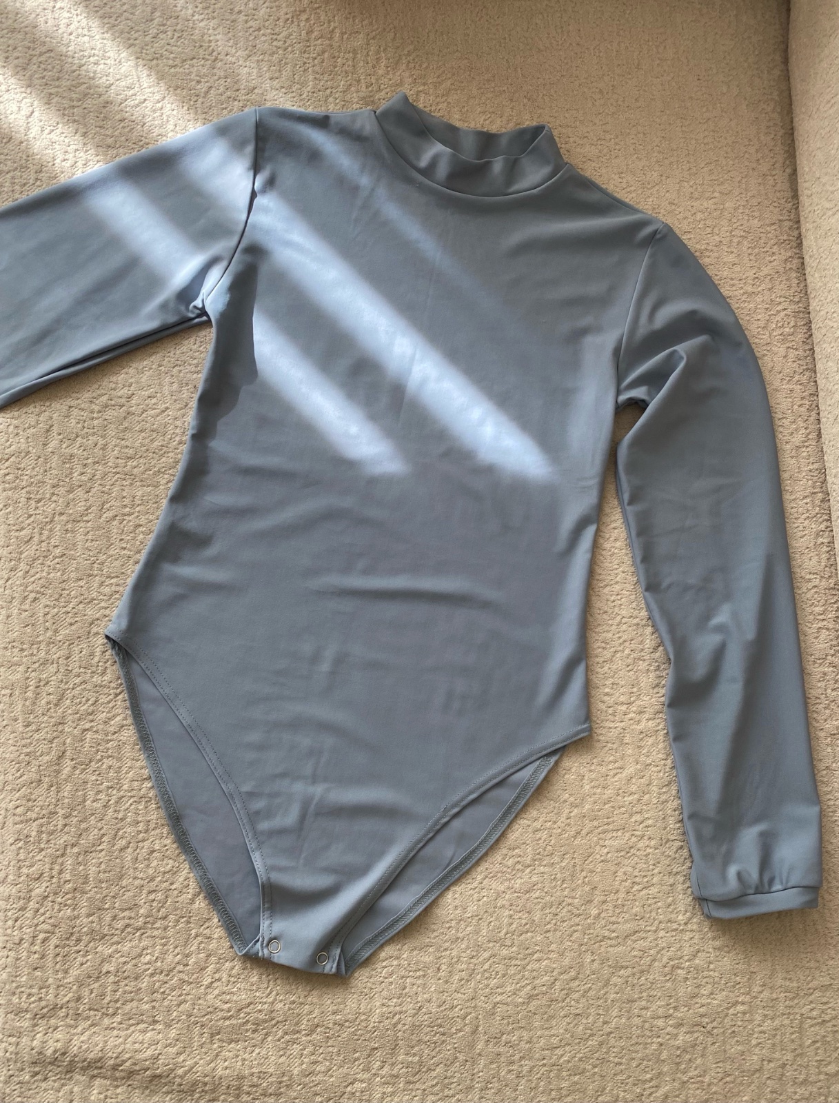 Pull basic gris 