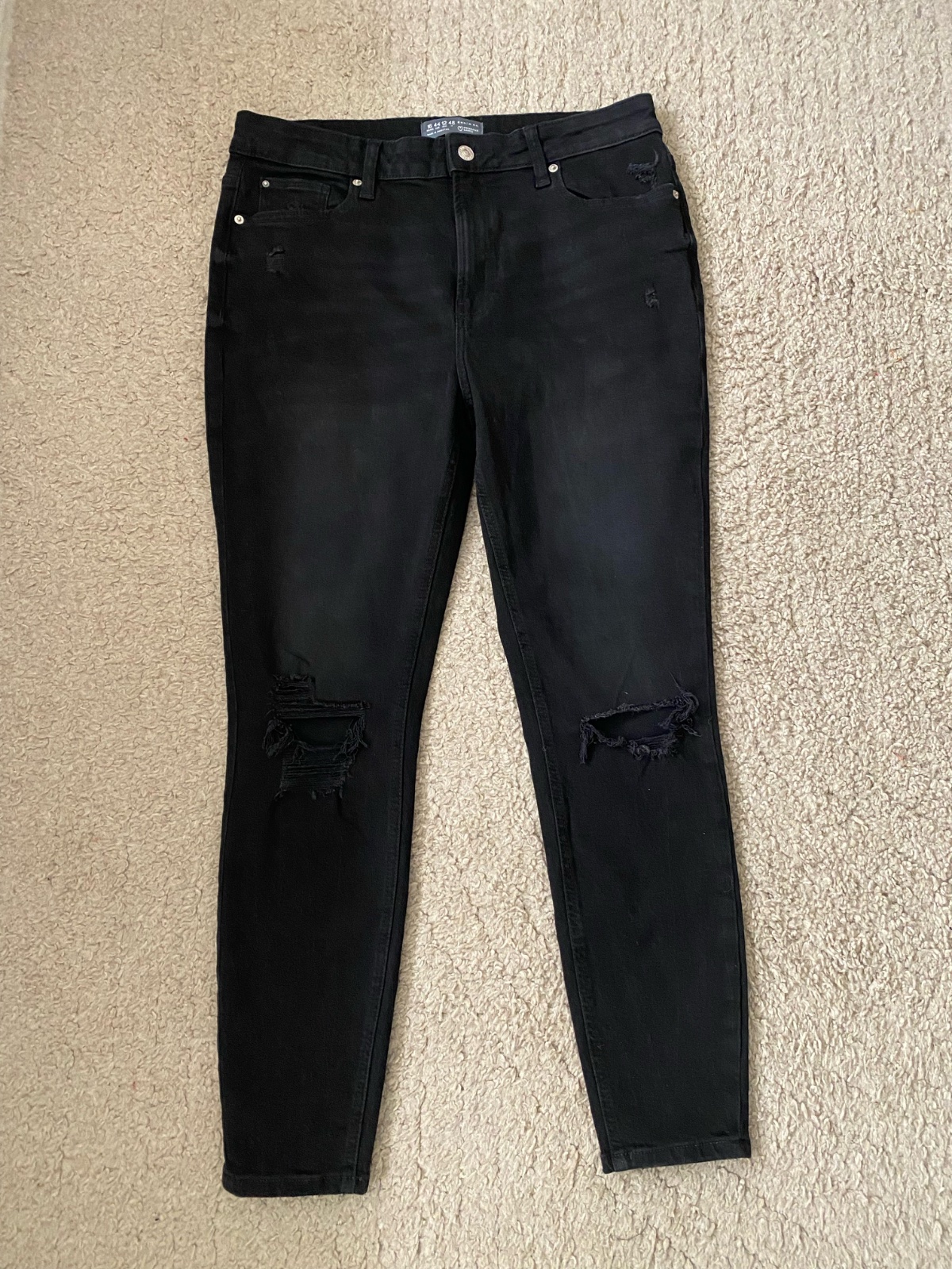 Jeans noir taille 40 fort 42