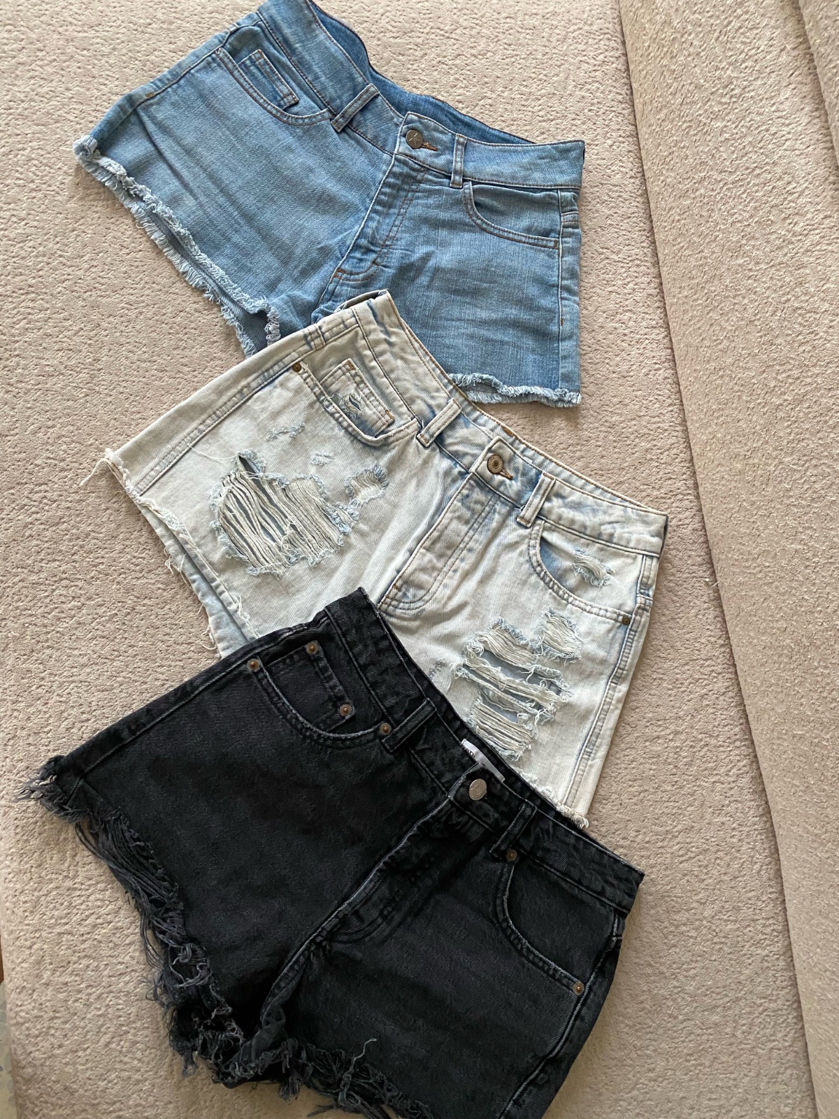 3 shorts taille S