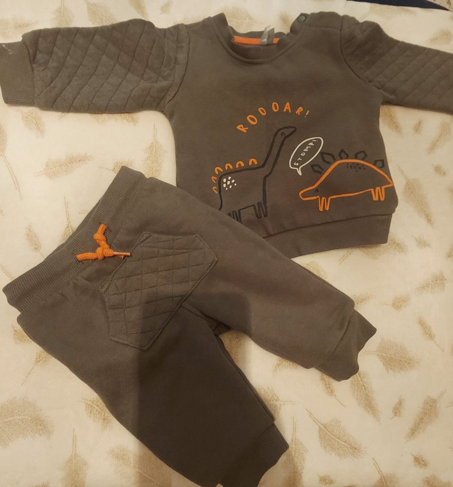 Jogging vert militaire de la marque orchestra