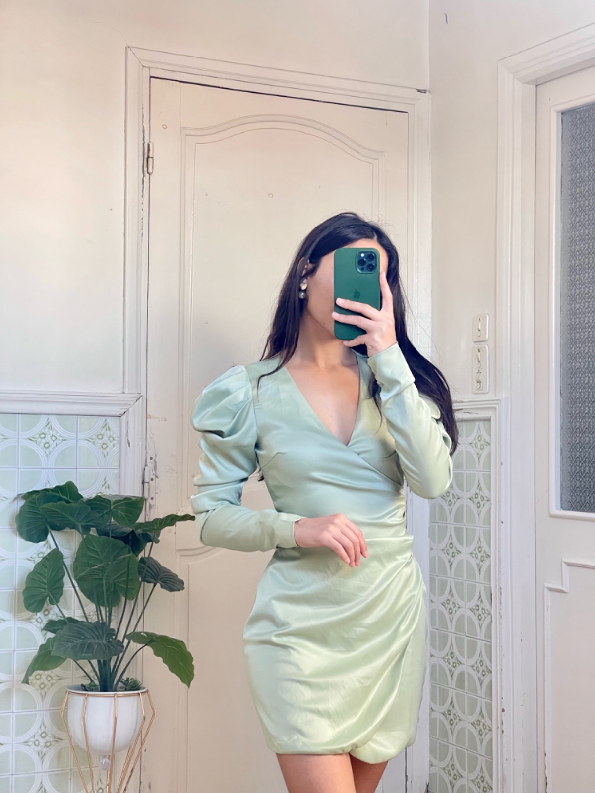 Robe vert pastel en satin 