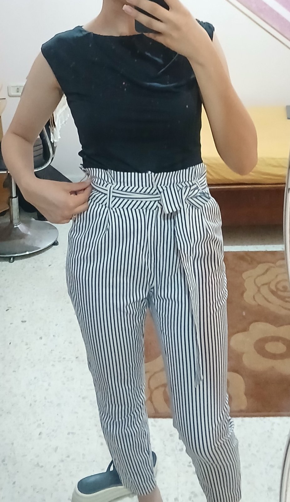 Pantalon rayé bleu et blanc