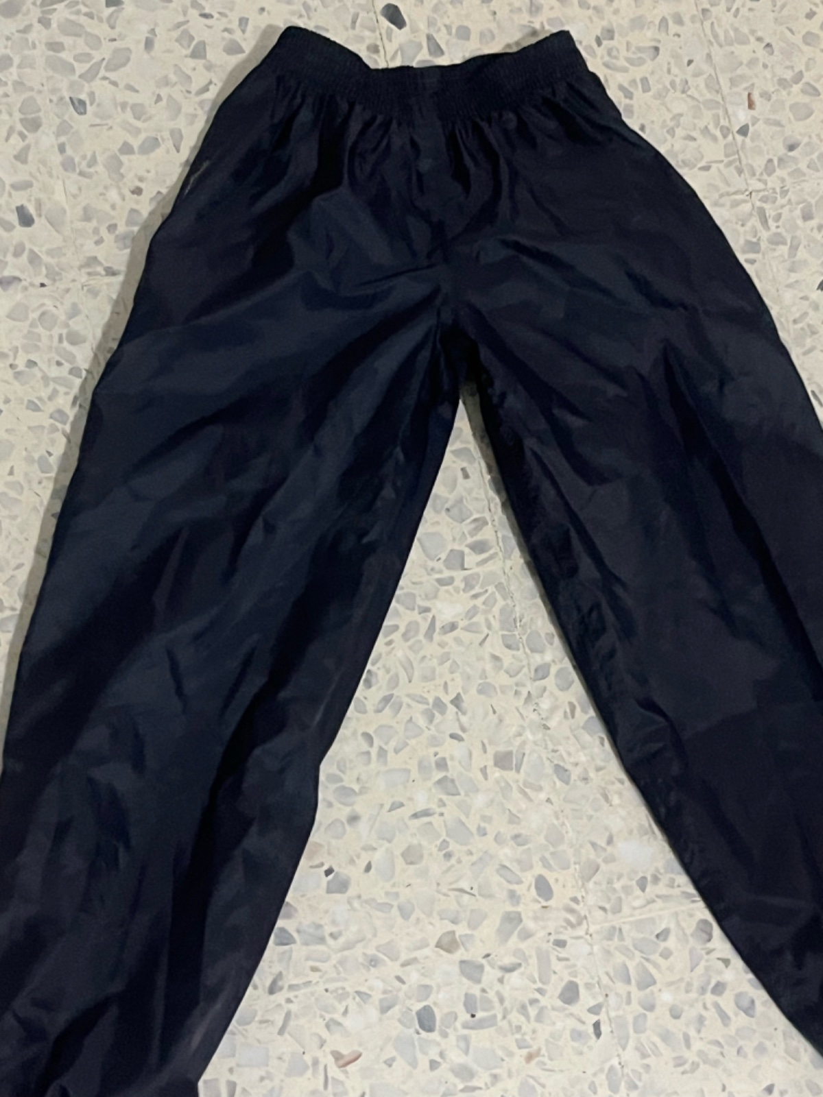 Sur-pantalon imperméable DECATHLON enfant – 8 ans – hiver