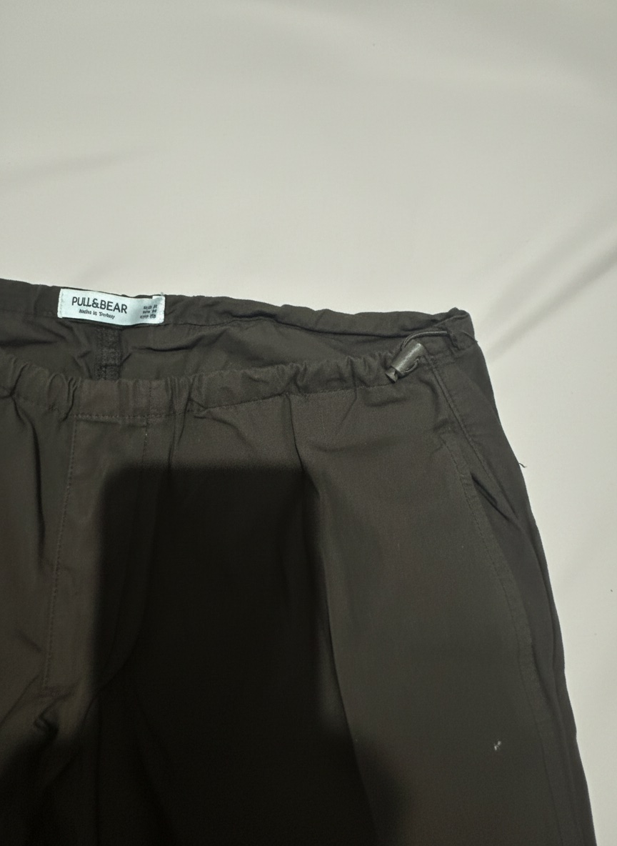 Pantalon cargo en marron effet vieillit 