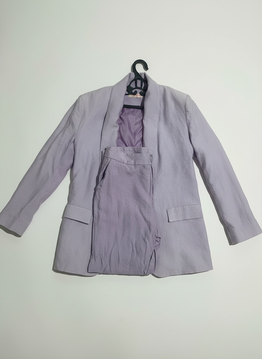 Tailleur mauve pastel
