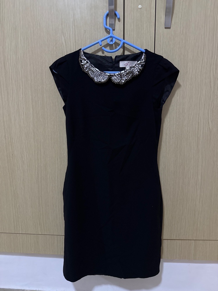Robe noire classique taille XS/S