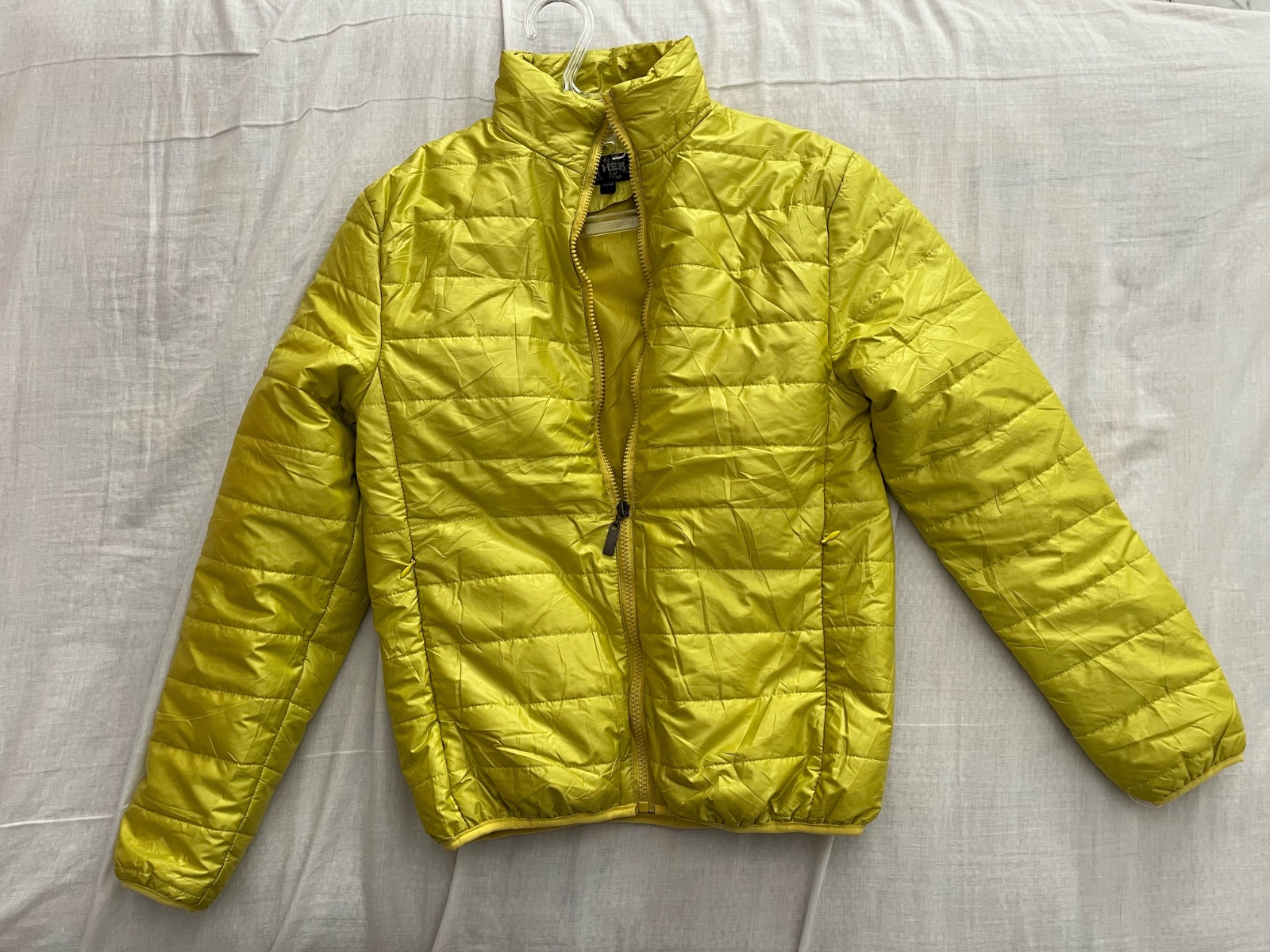 Doudoune jaune moutarde
