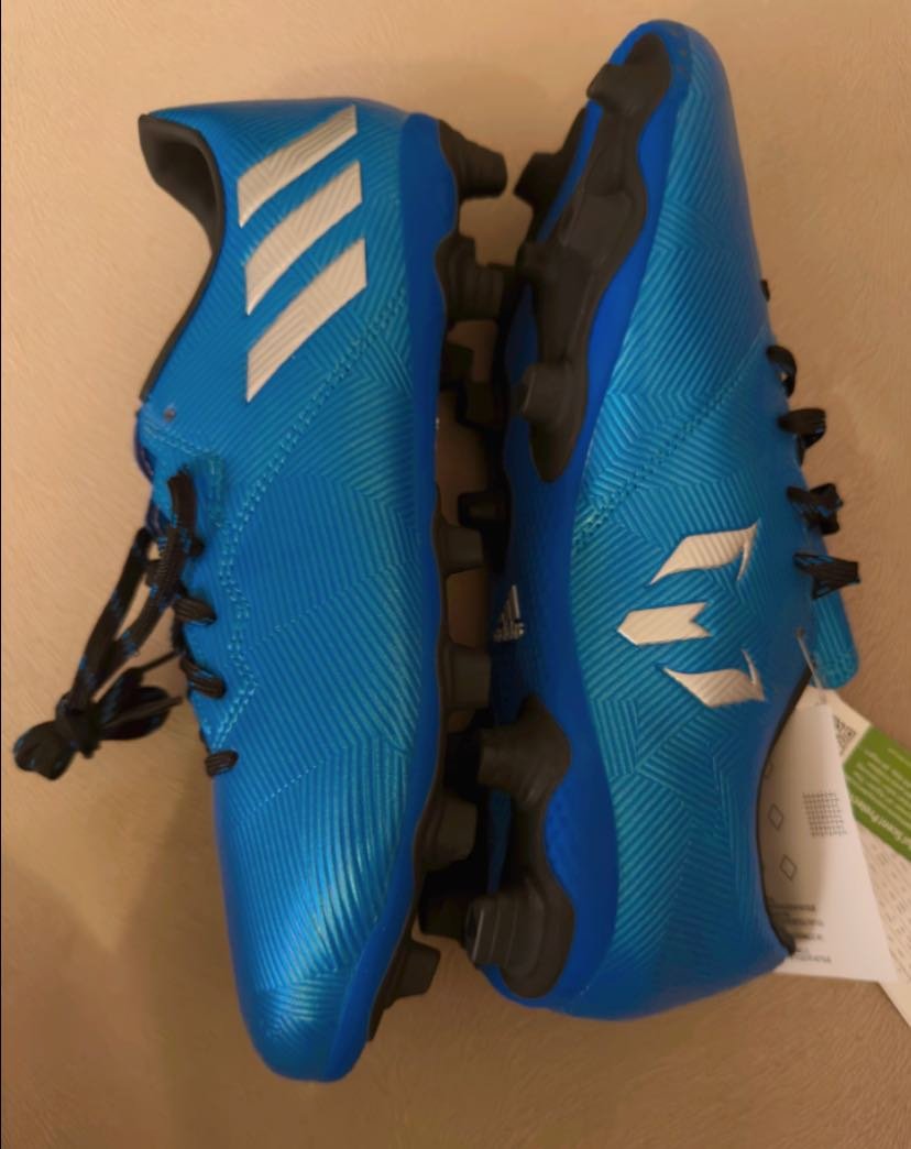 Crampons Adidas Messi 16.4 FxG pointure 41 1/3