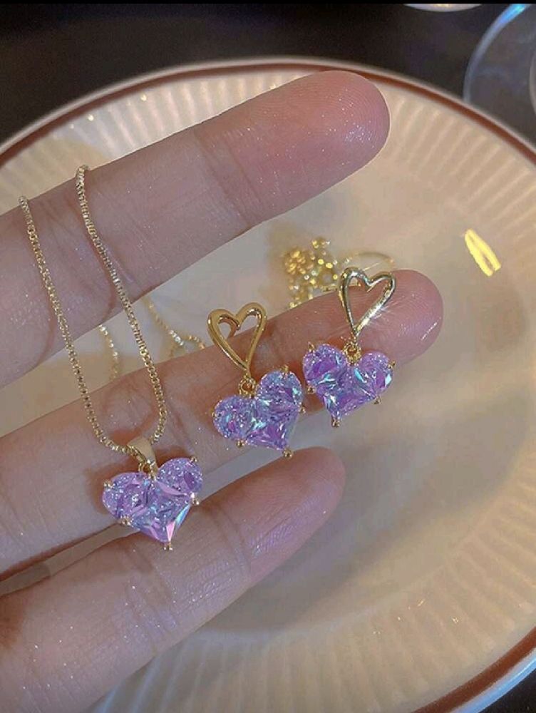 Collier avec ses boucles