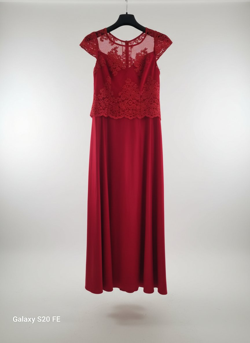 Robe très chic en rouge