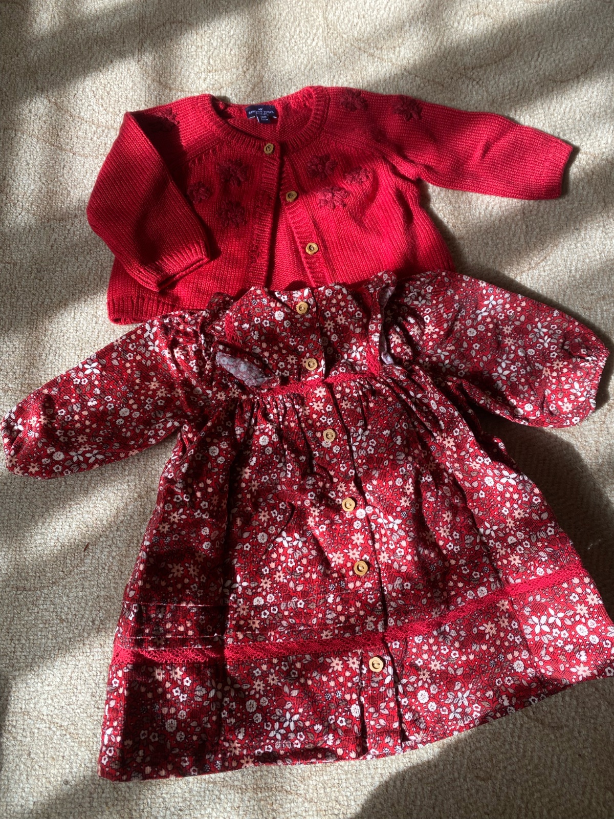Robe et gilet pour fillette