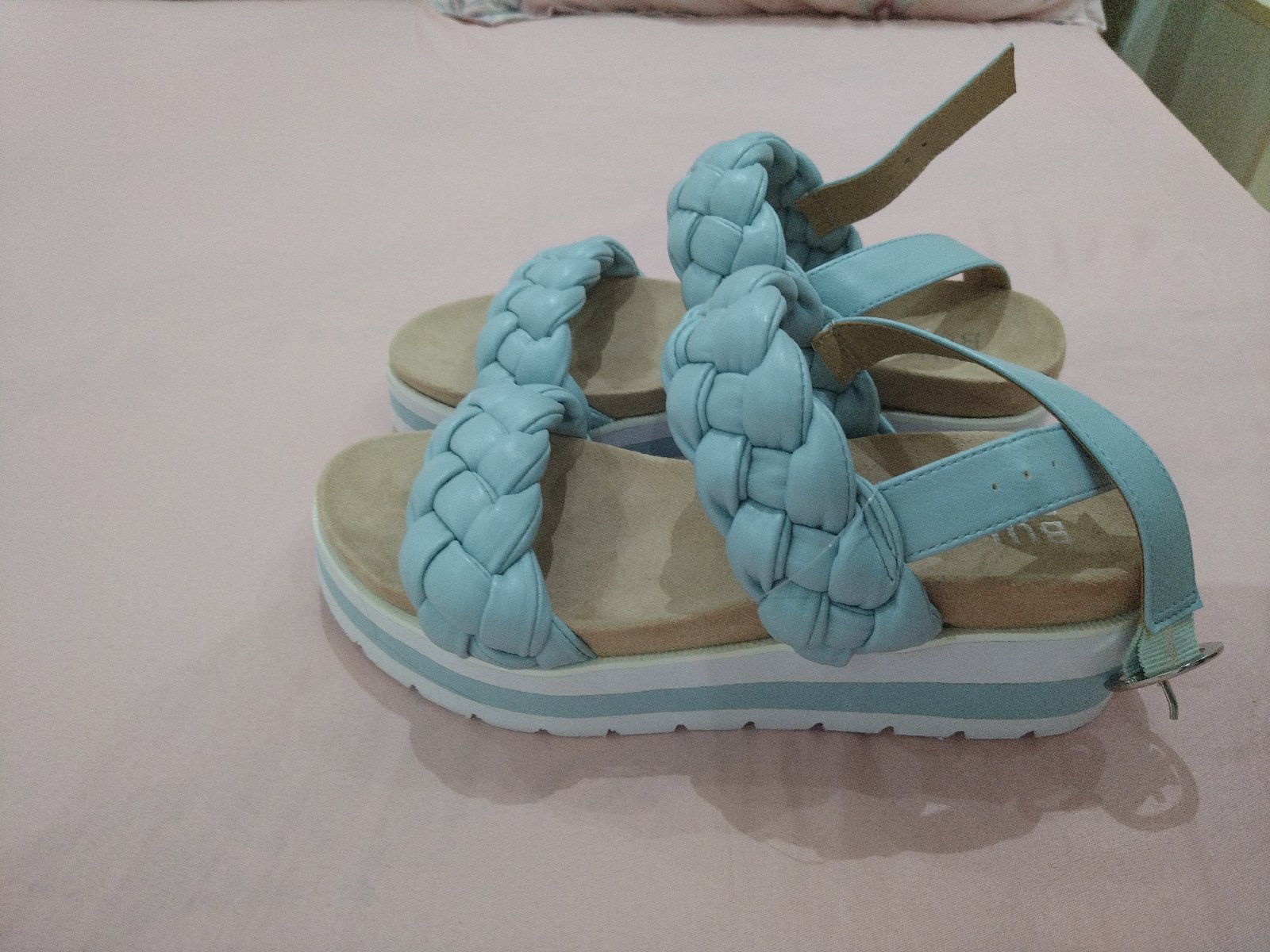 Sandale