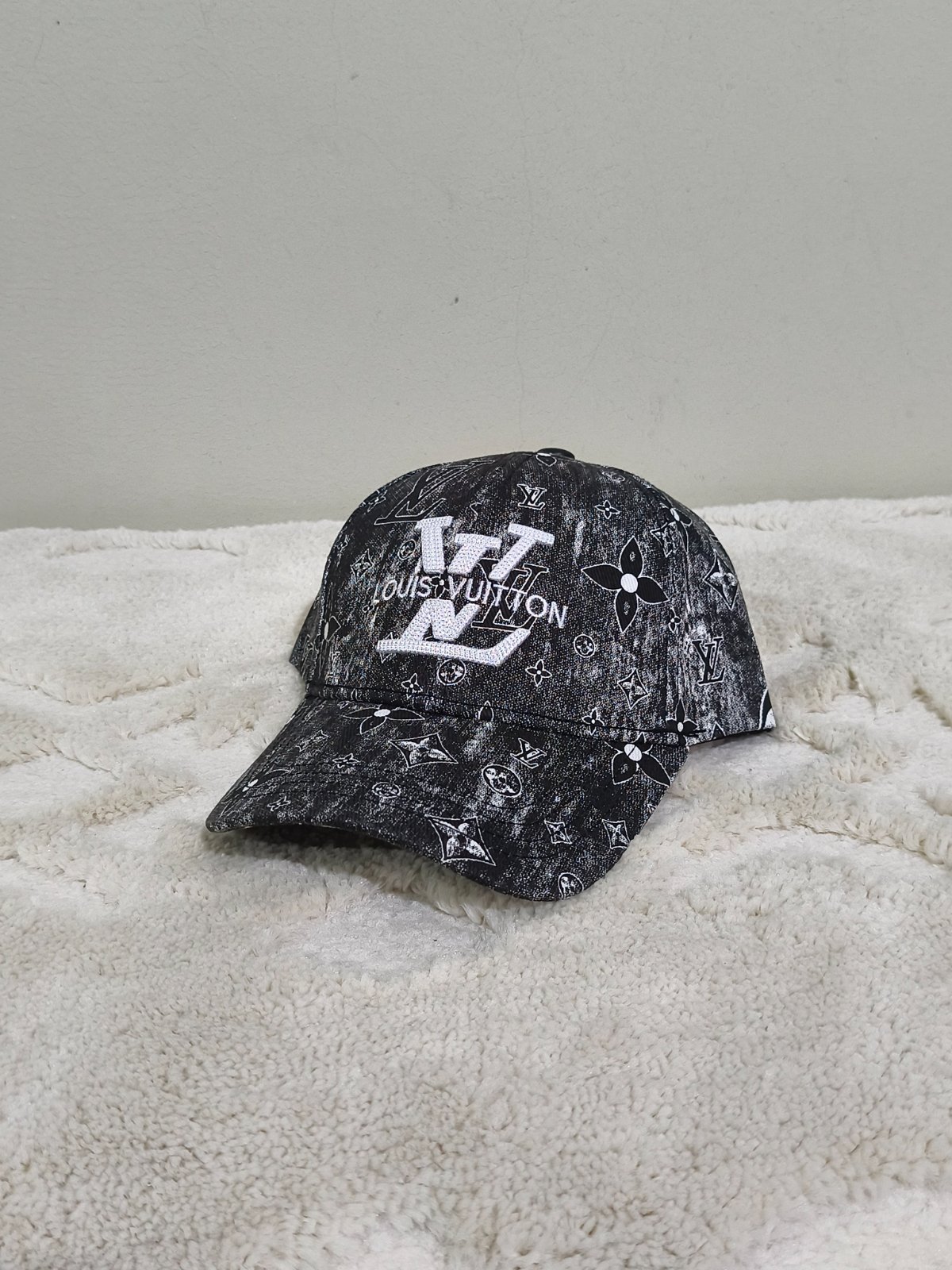 Casquette LV djean délavé gris foncé 