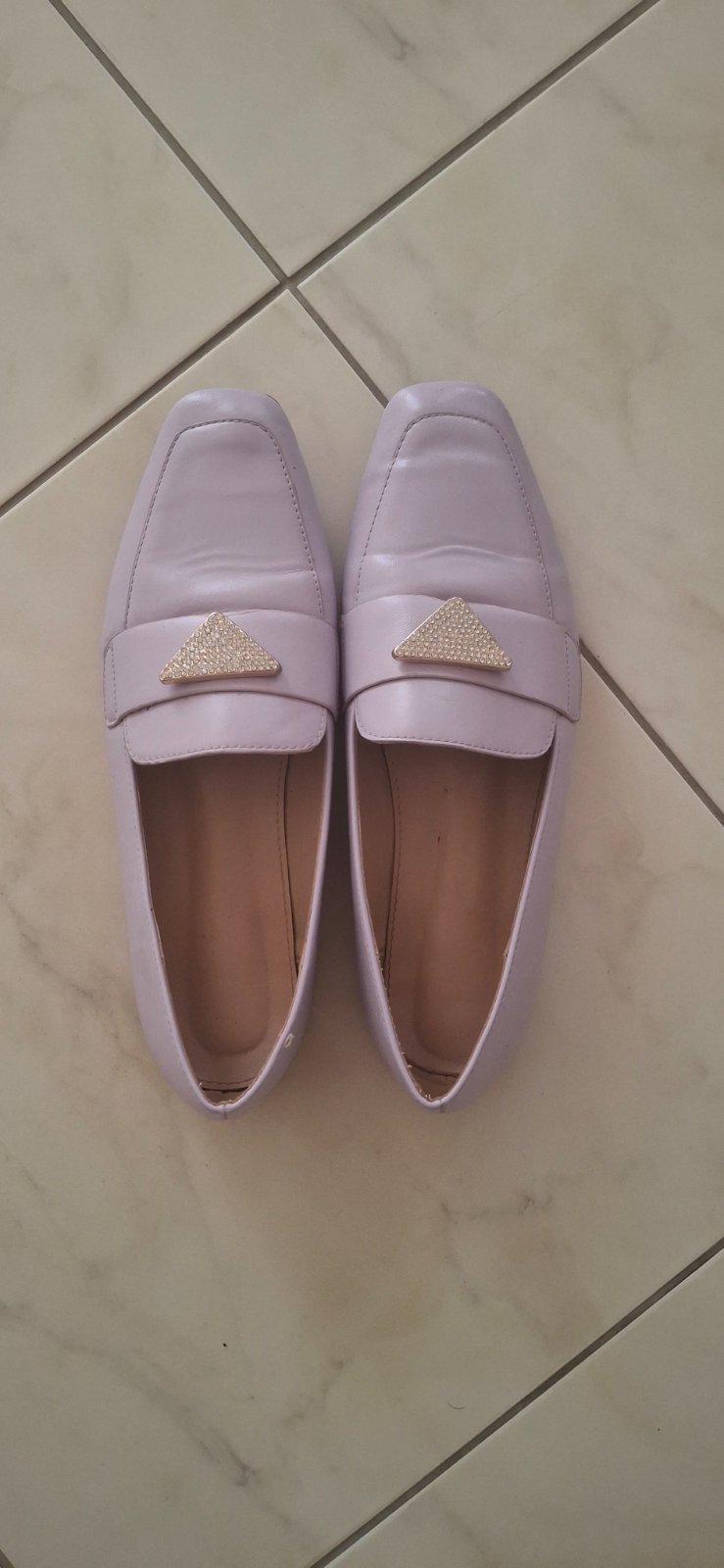 Moccassin violet pastel 