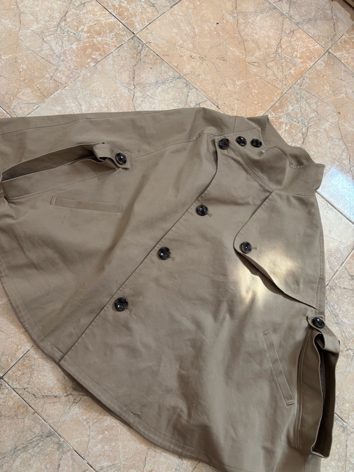 Trench cap