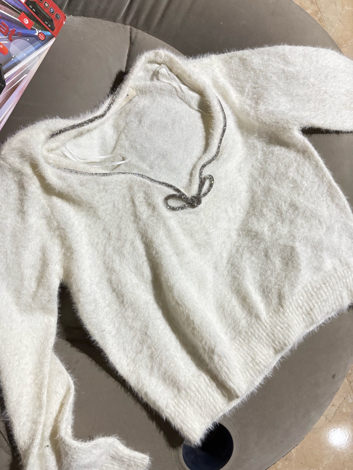 Girly sweater 😍