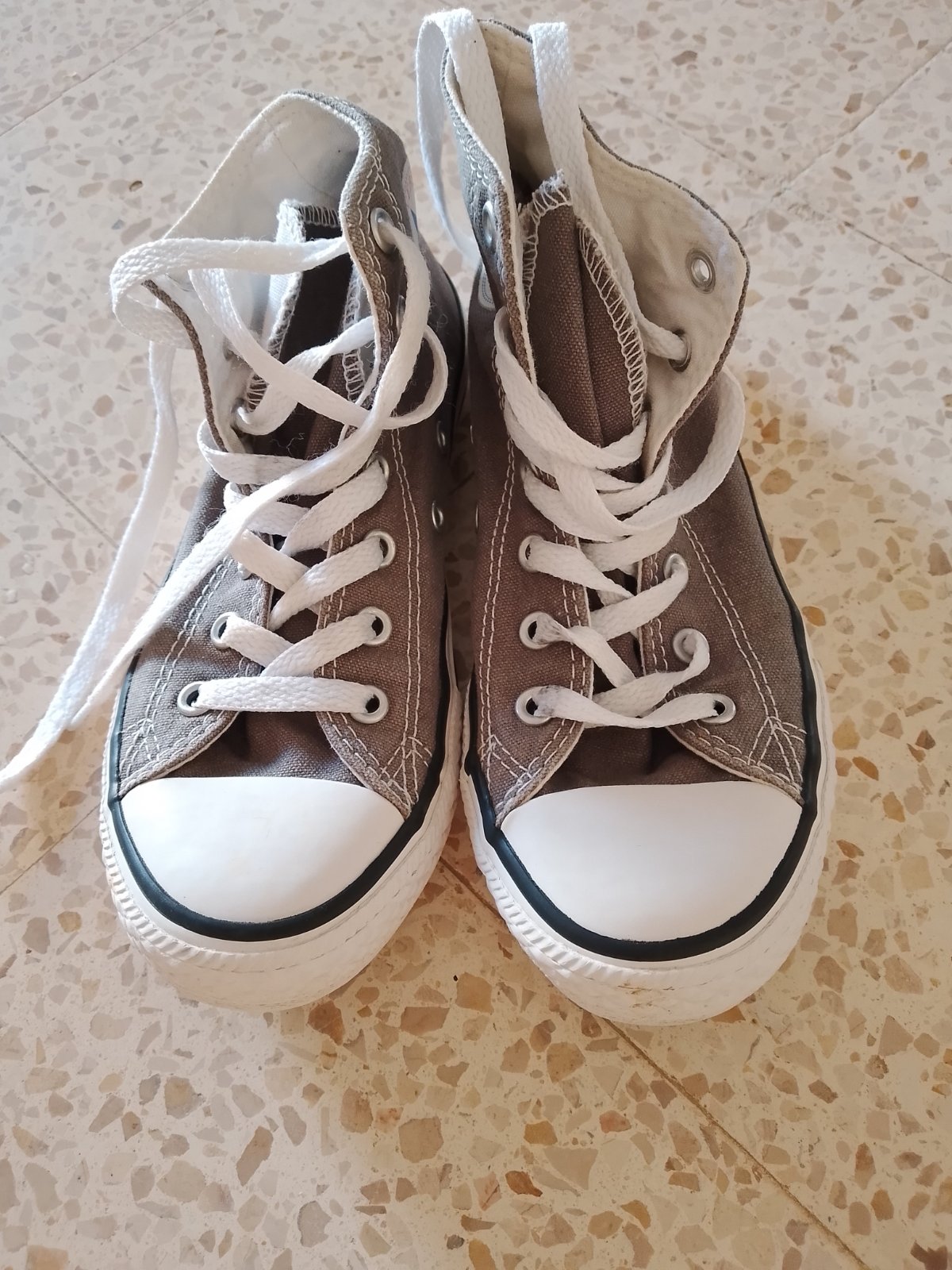 Converse 