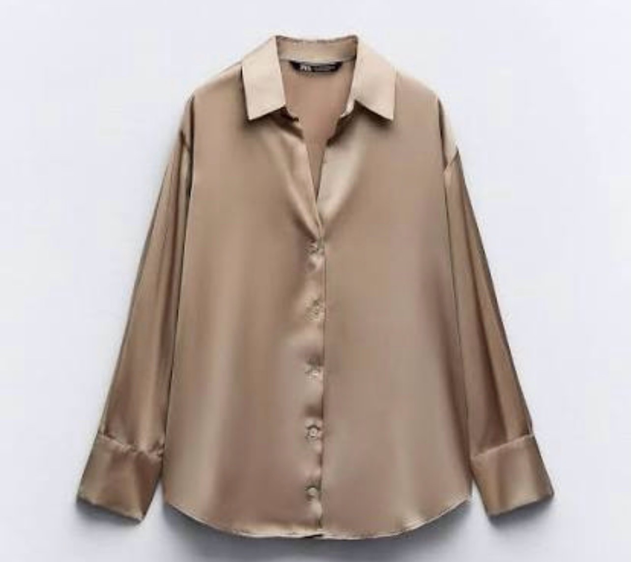 Chemise zara satin de soie jamais portée
