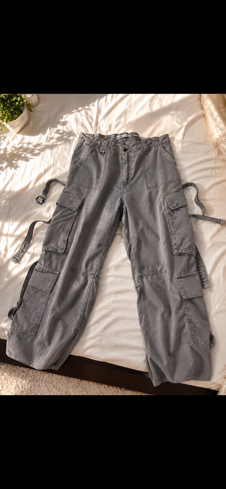 Cargo gris tres tendance 
