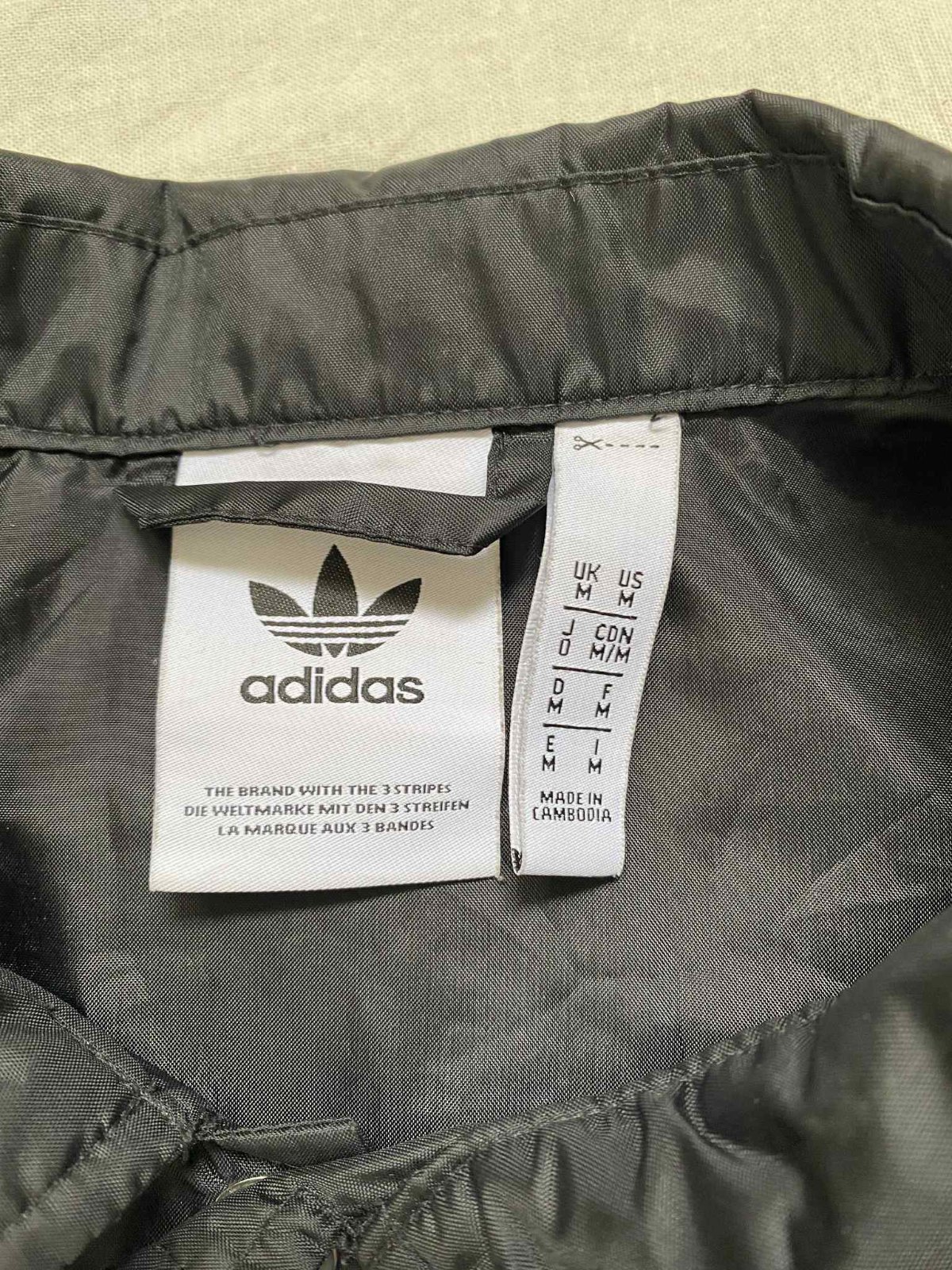 Impermeable adidas