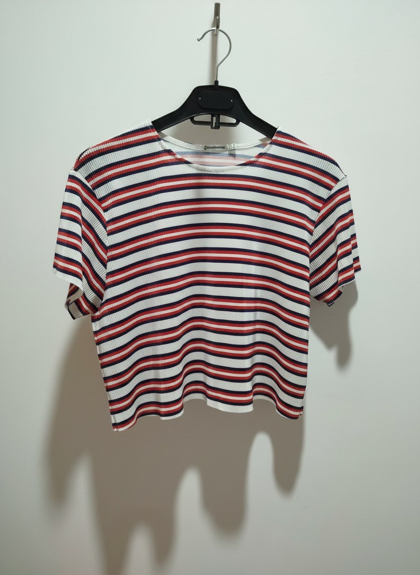 T-shirt stradivarius
