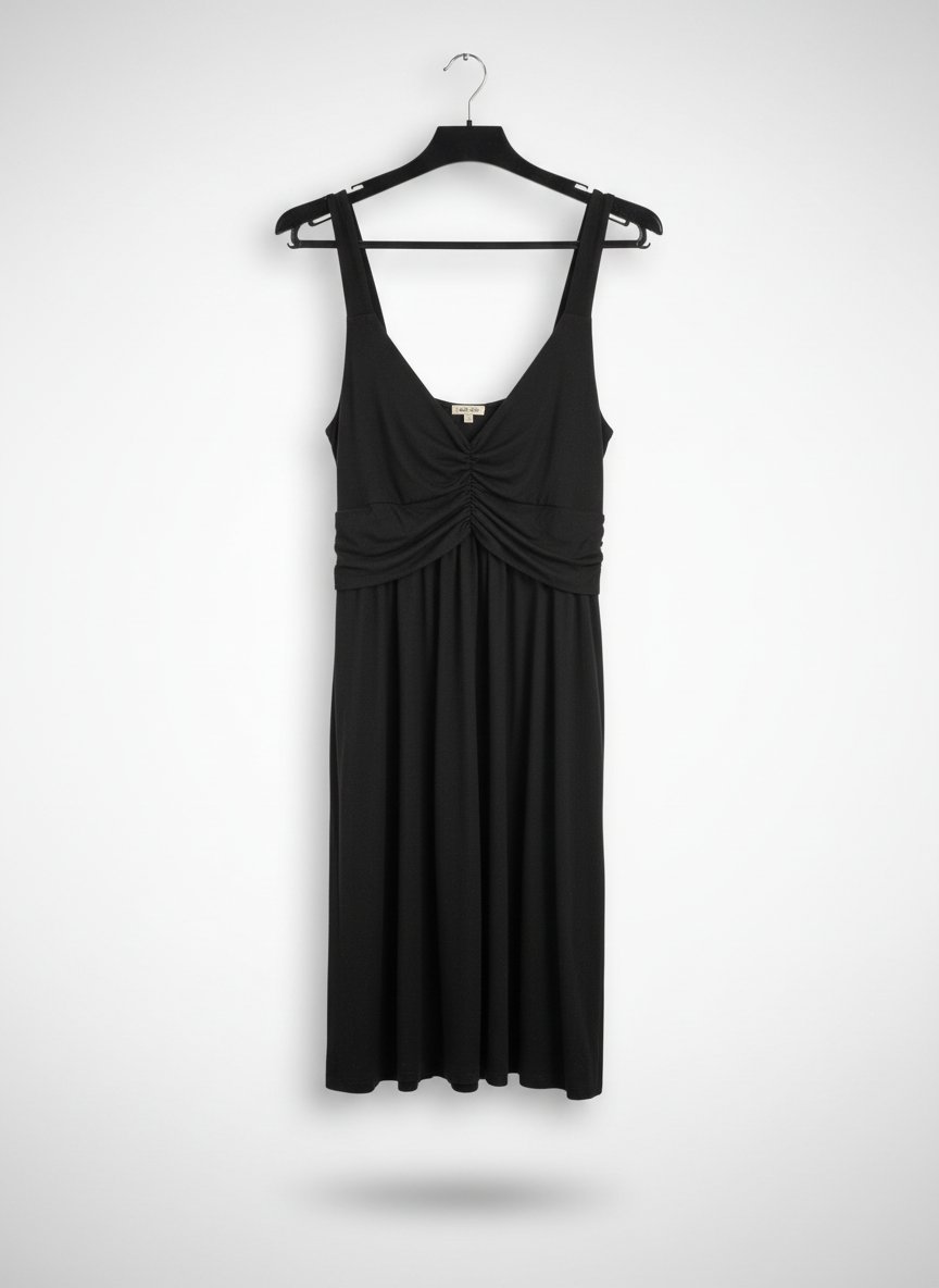 Très jolie robe en noir