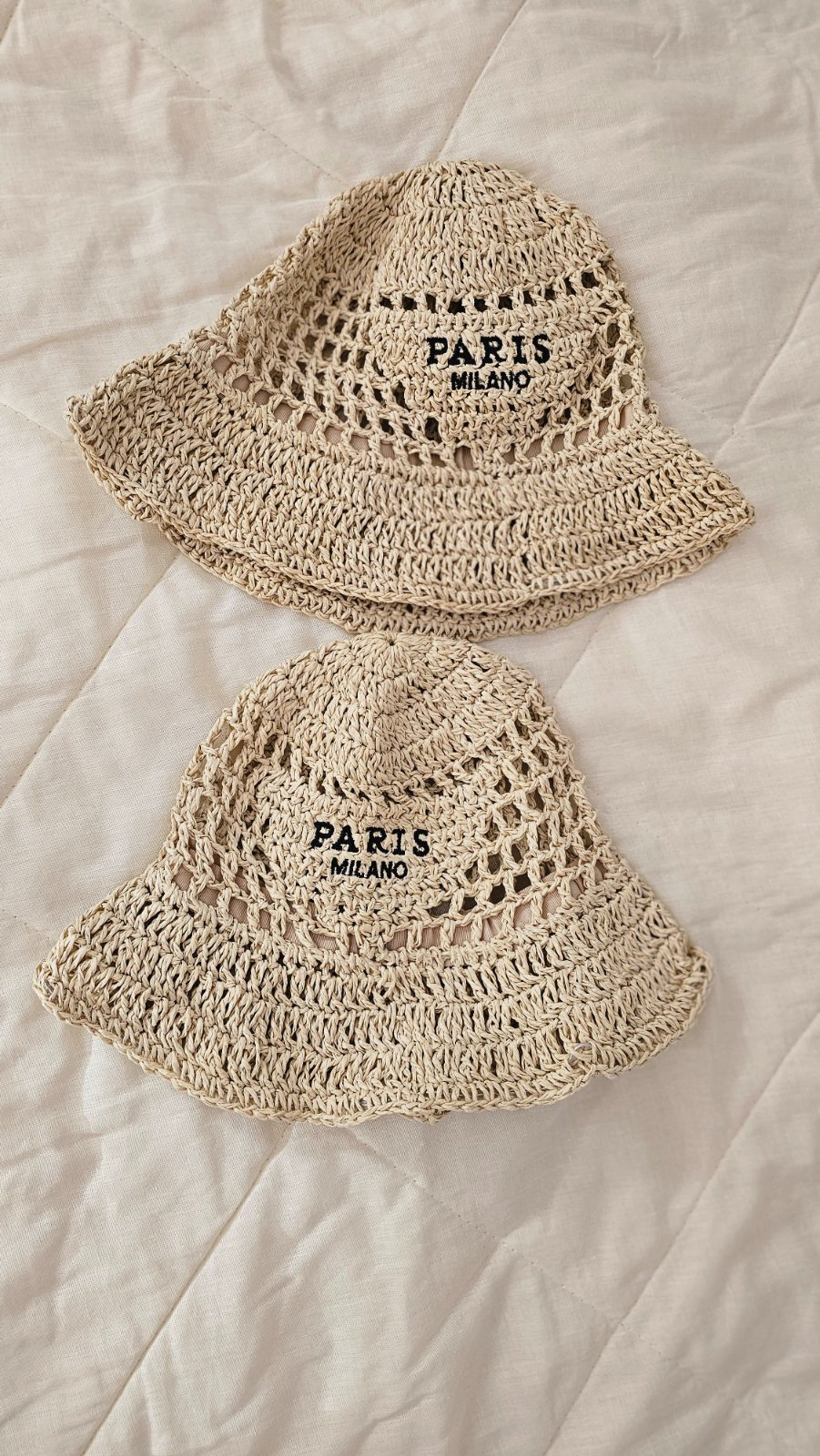  2 chapeaux pour filles 