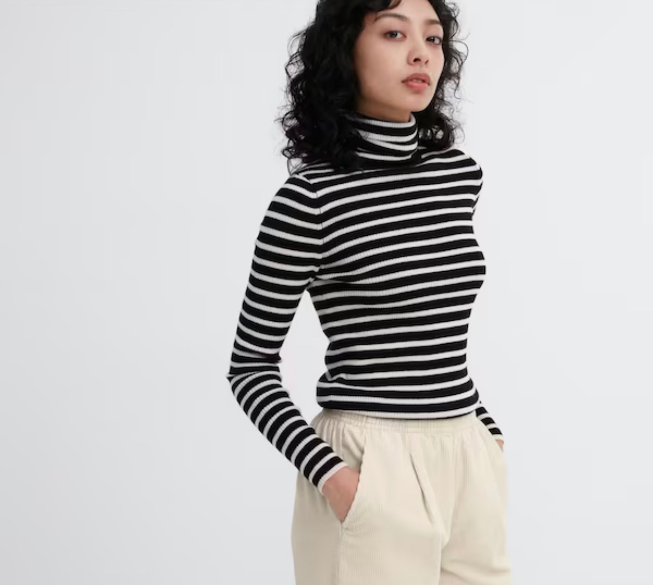 Pull à col roulé côtelé 100 % mérinos extra fin (rayé) de UNIQLO