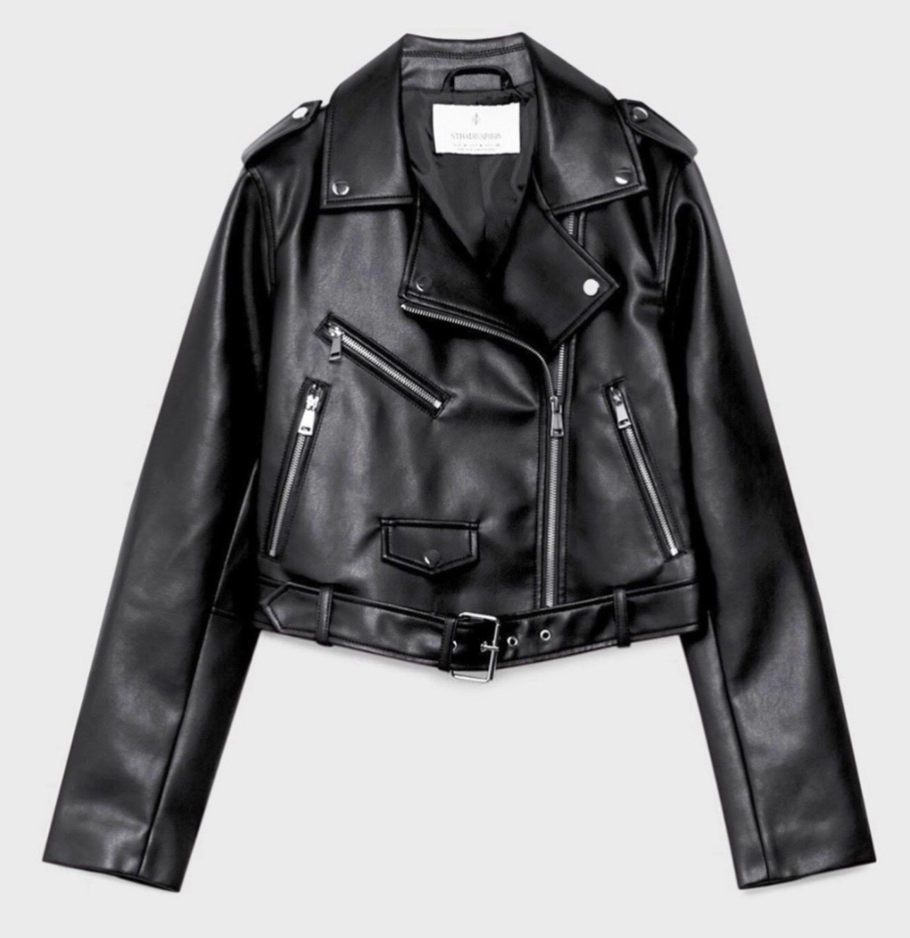 Veste en cuir stradivarius taille XL mais tlabes m/L tres peu porté jdayda alekher sans aucun defaut