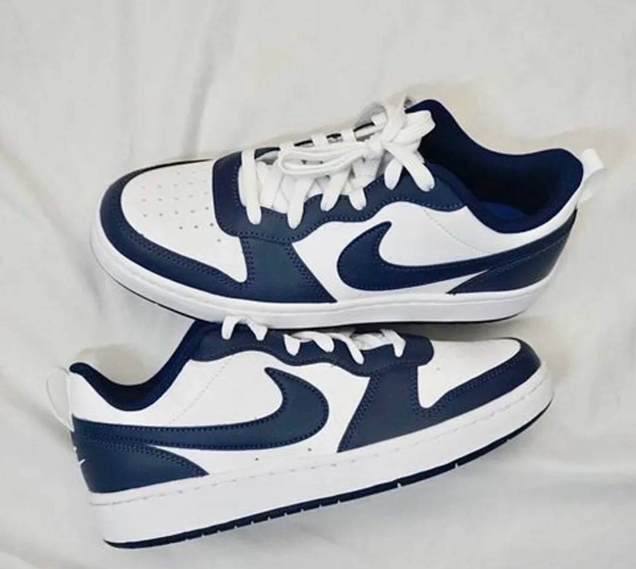 Nike Court Borough Low 2 (Coloris : Blanc / Bleu marine)