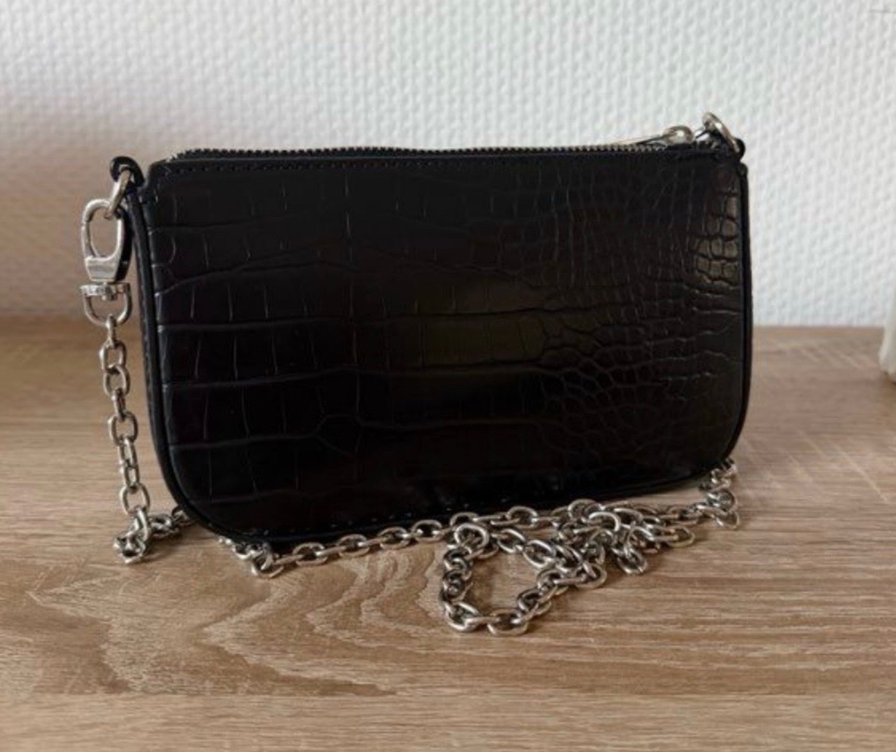 Sac a bandouliere bershka effet croco en tres bon etat (porté epaule et bandouliere)