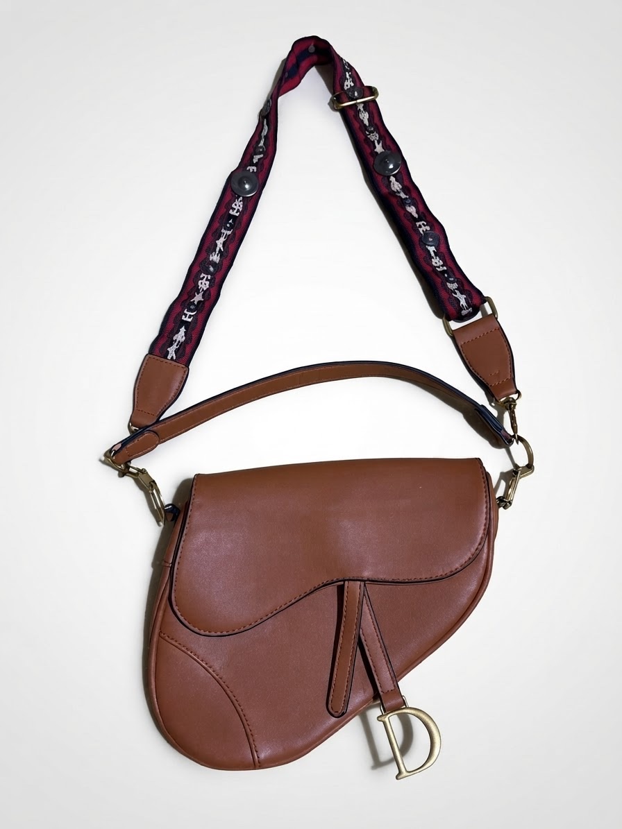 Sac à main camel Dior