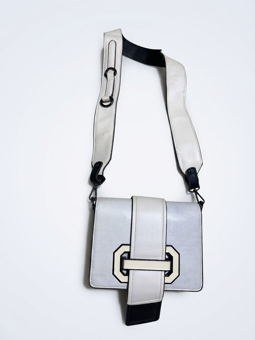 Sac à main blanc cassé prada