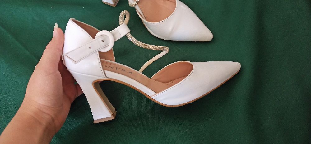 Talon blanc pointure 38