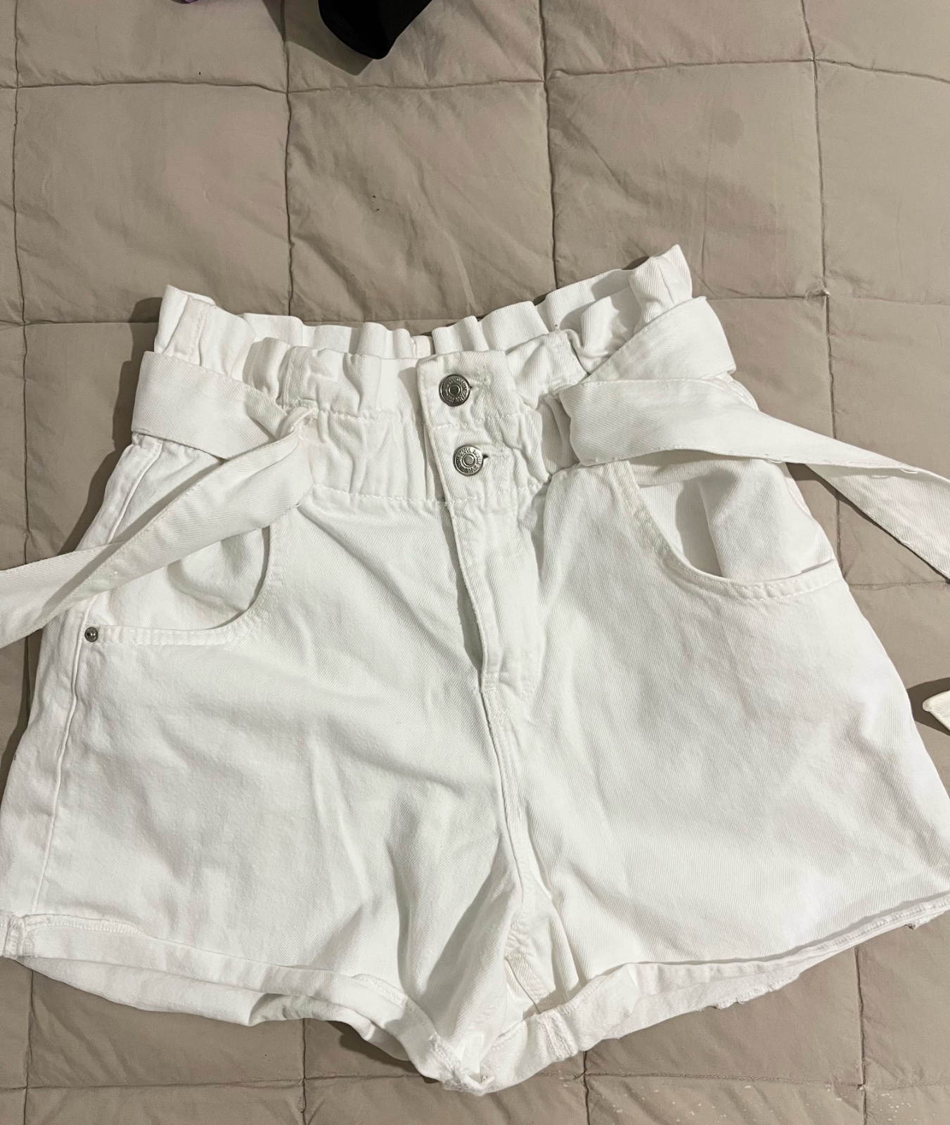 Short en djean blanc 