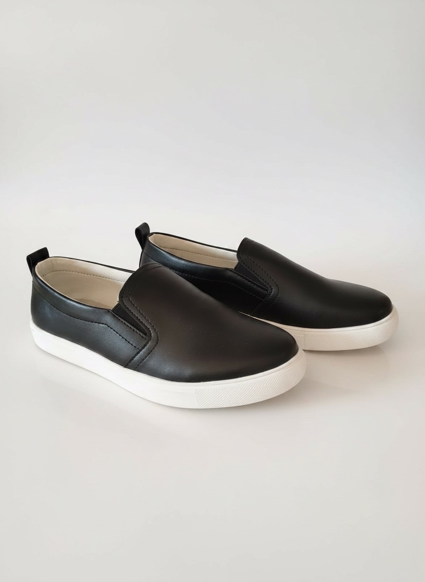 Chaussures à enfiler noires taille EUR 40
