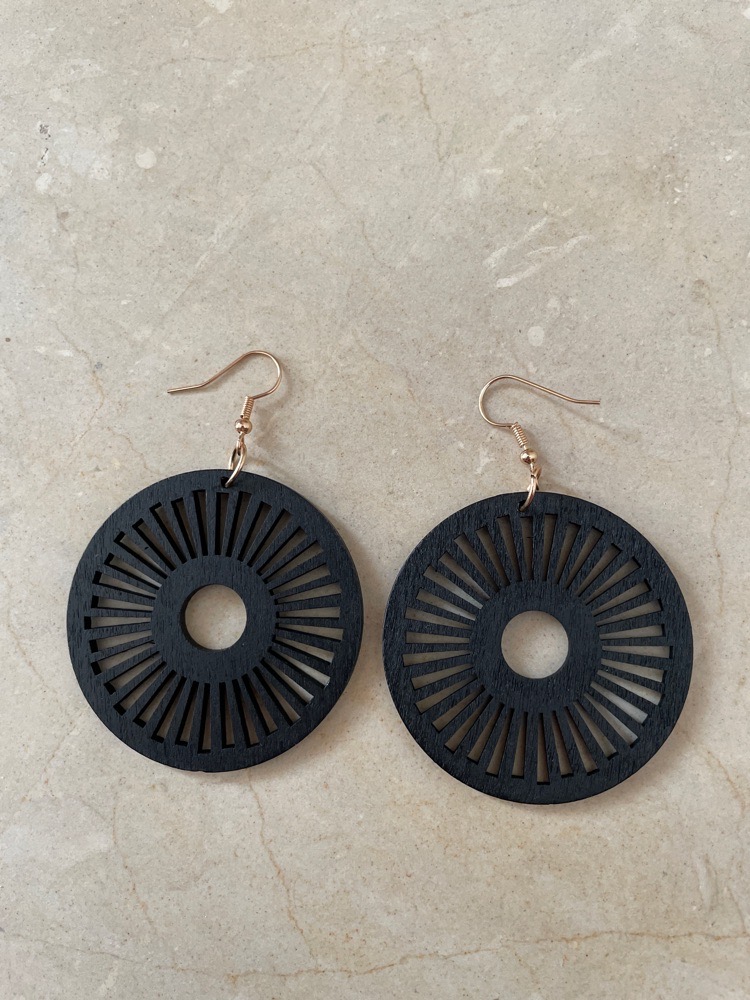 Boucles d'oreilles 🖤