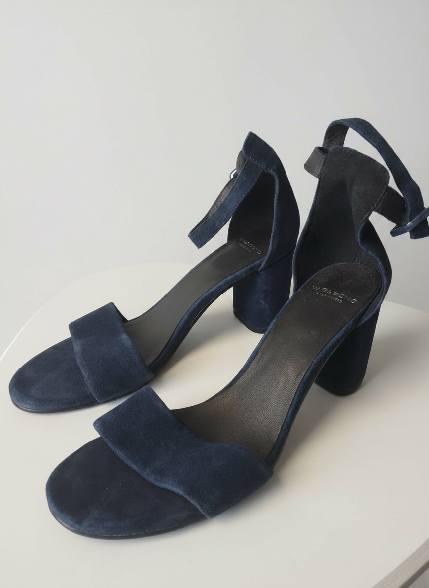 Vagabond Sandales à talons bleu marine