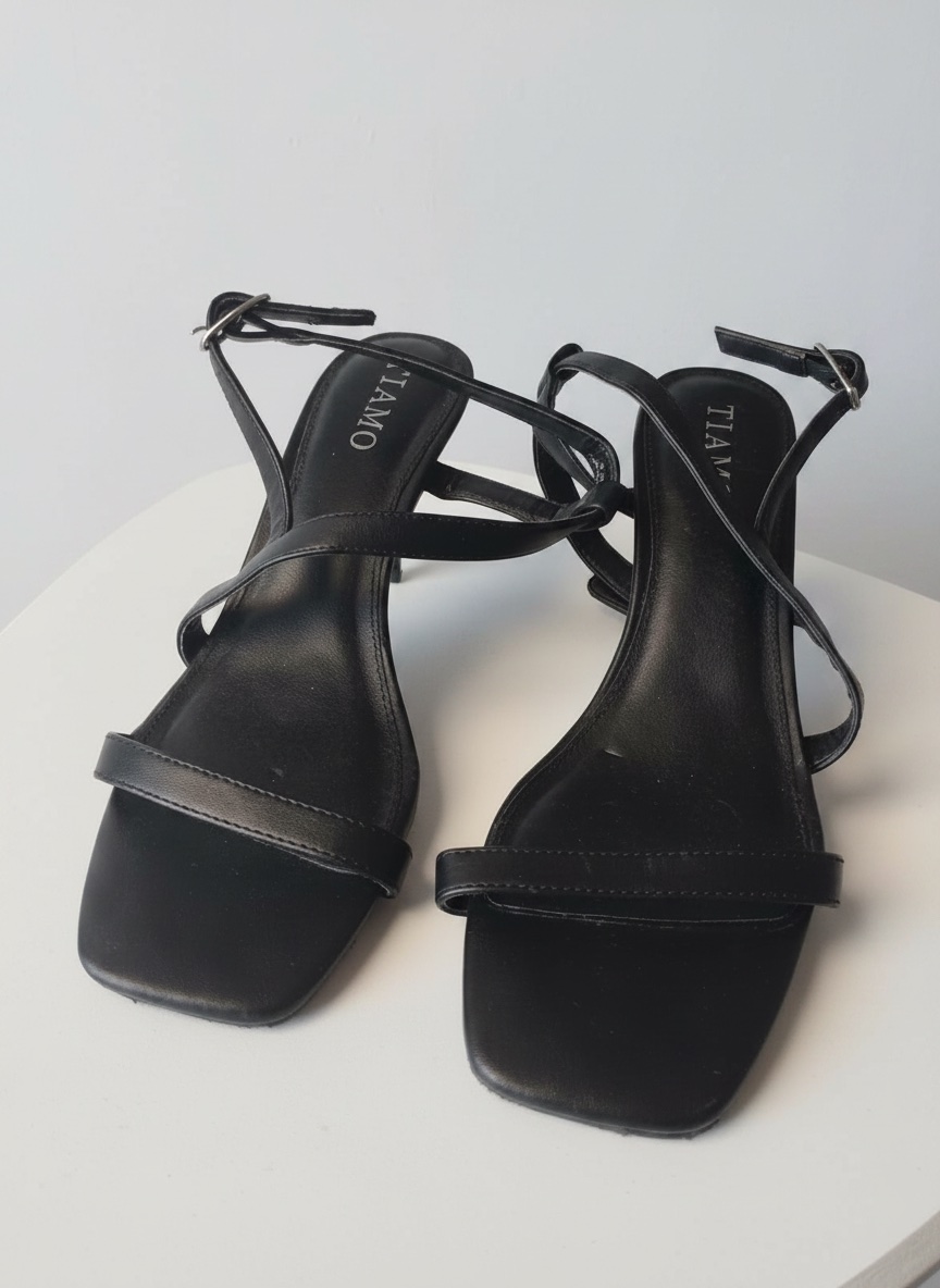 Tiamo Sandales à talons noires / 40