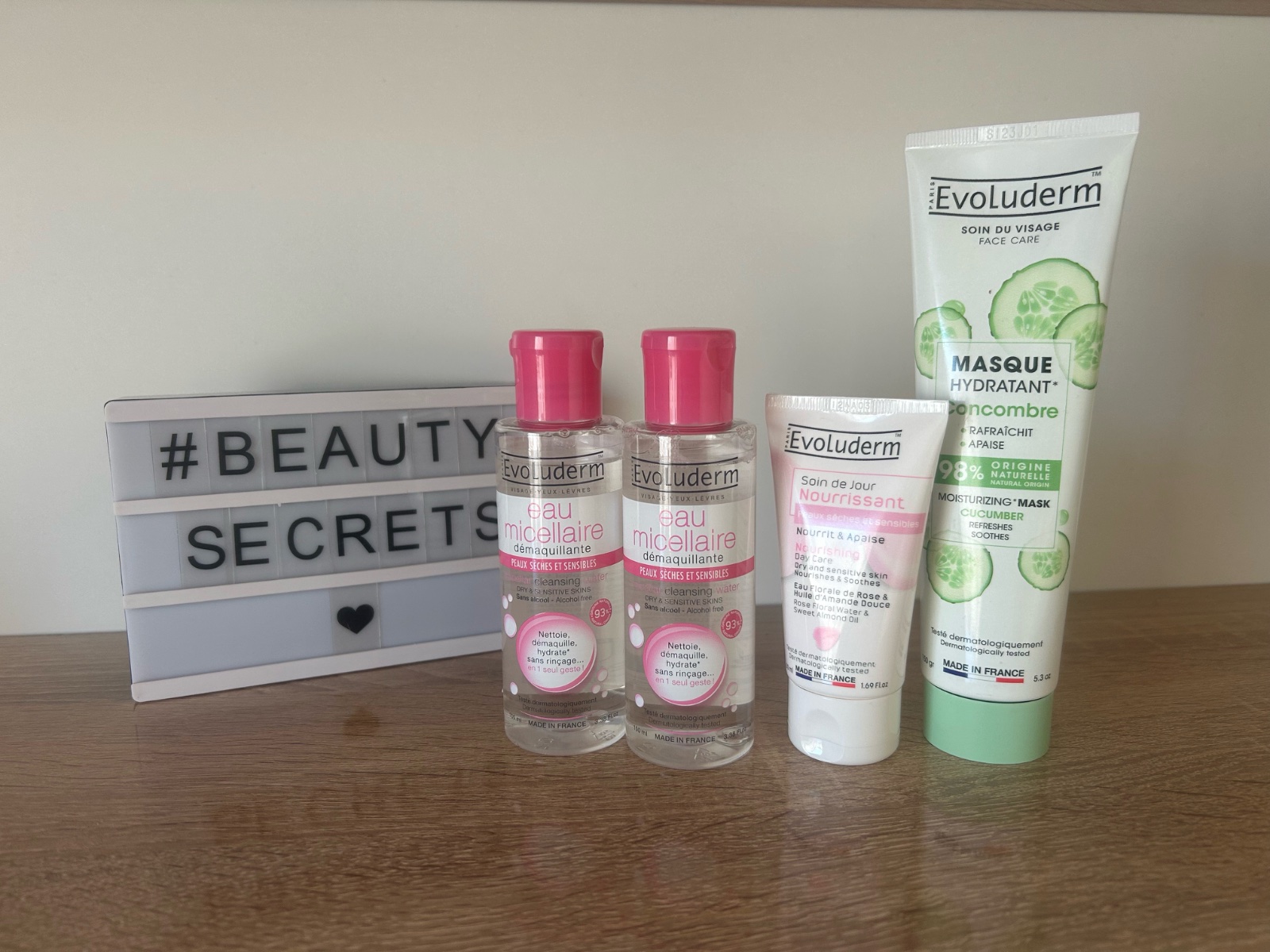 Lot de produits de soin Evoluderm