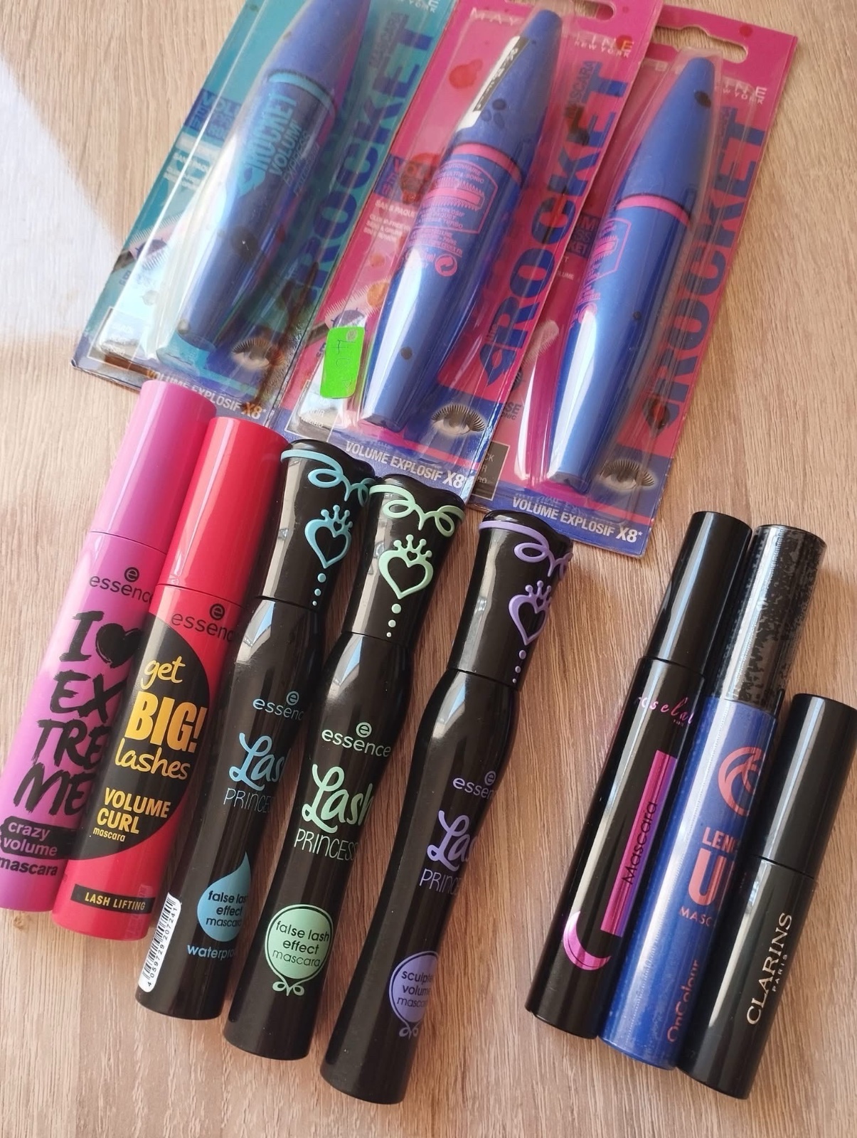 Lot de Mascara Essence, Maybelline, Clarins