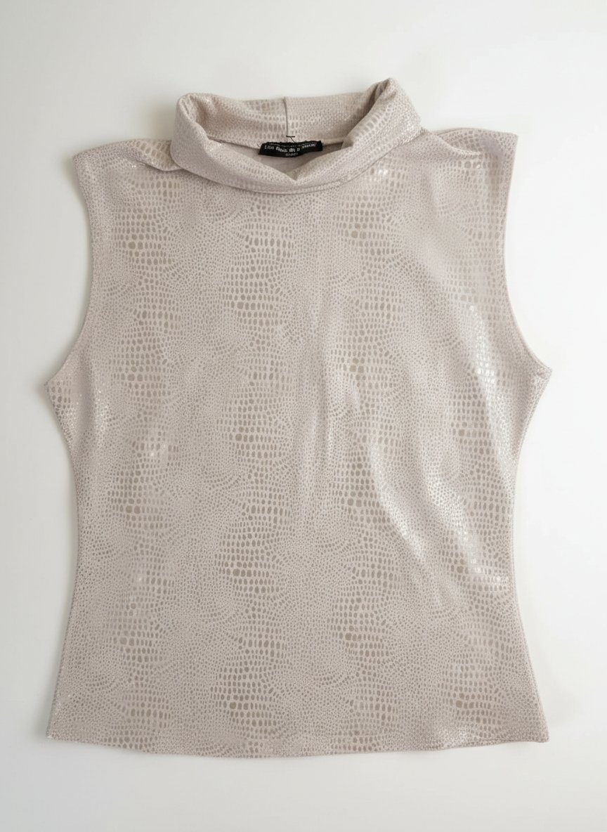 Haut a col montant effet croco