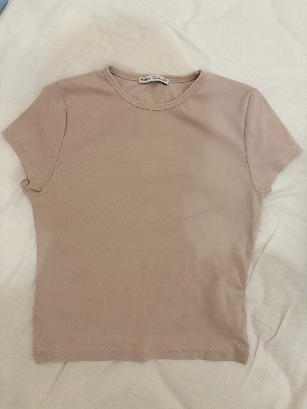 Top beige bershka