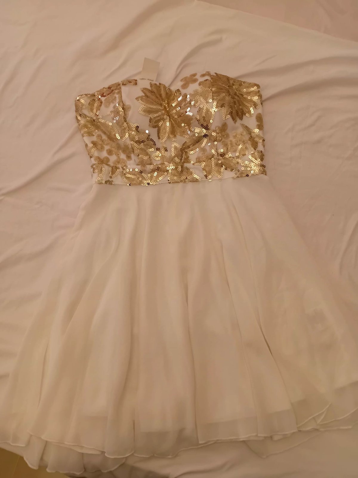 Robe soirée neuve
