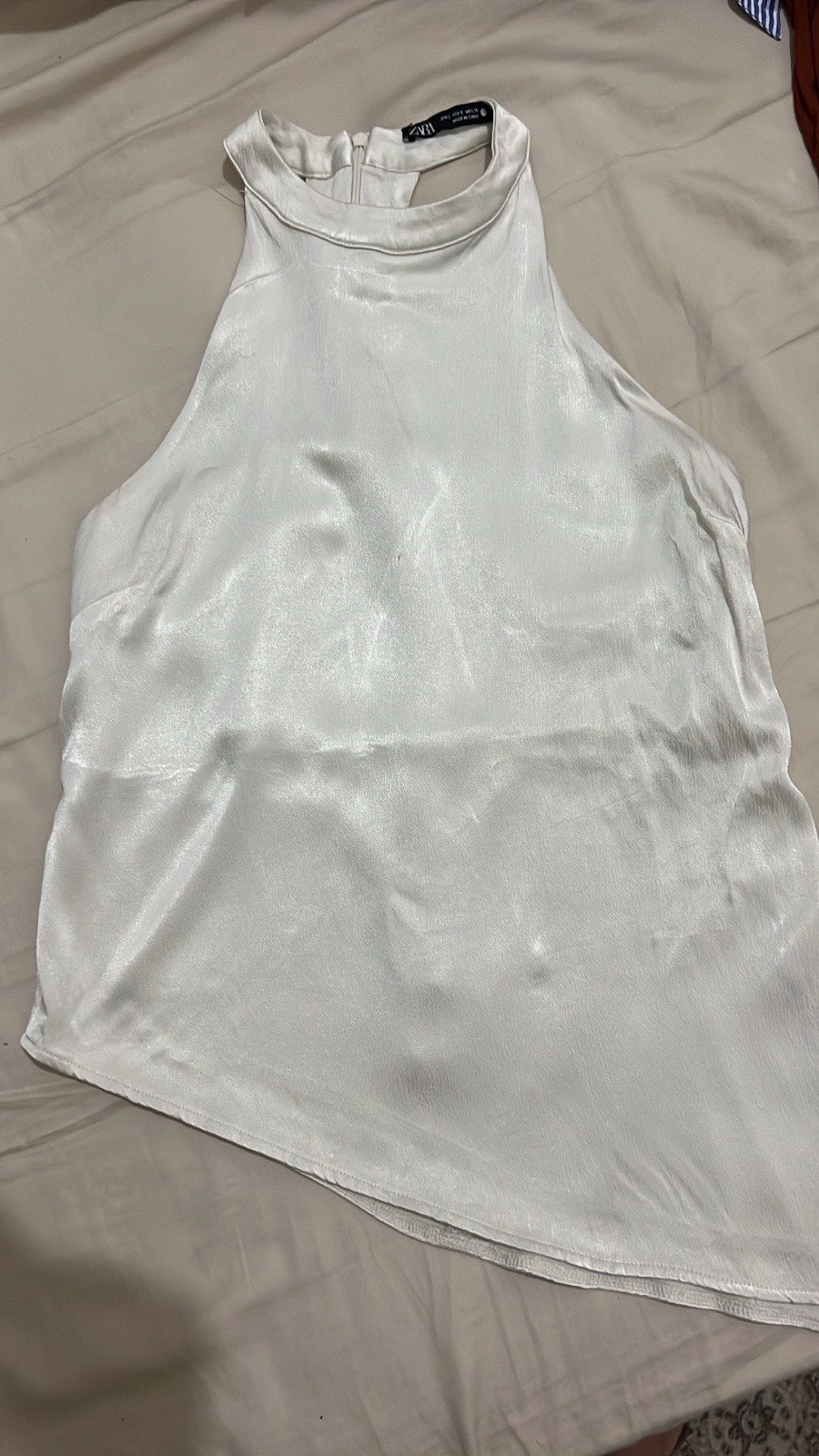 Top blanc satiné