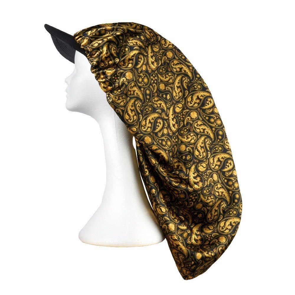 Bonnet tressé à visière en satin