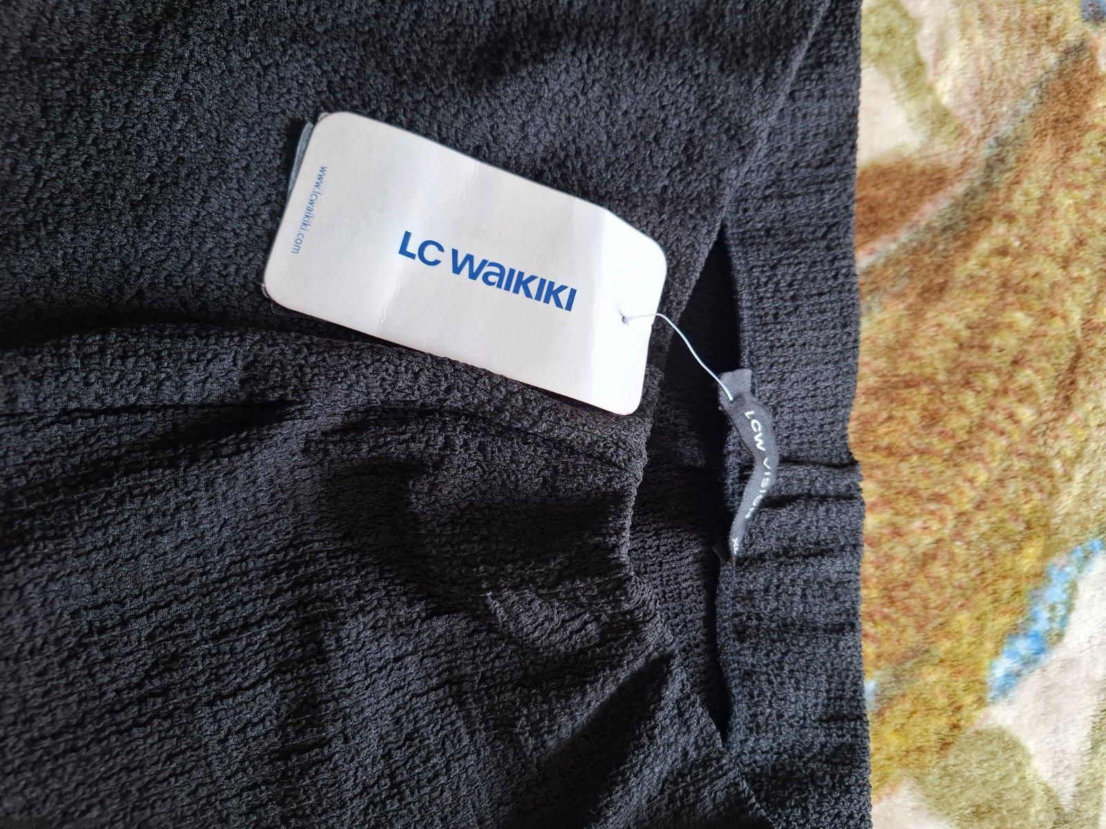 Pontalon patte éléphant taille 42 avec ticket