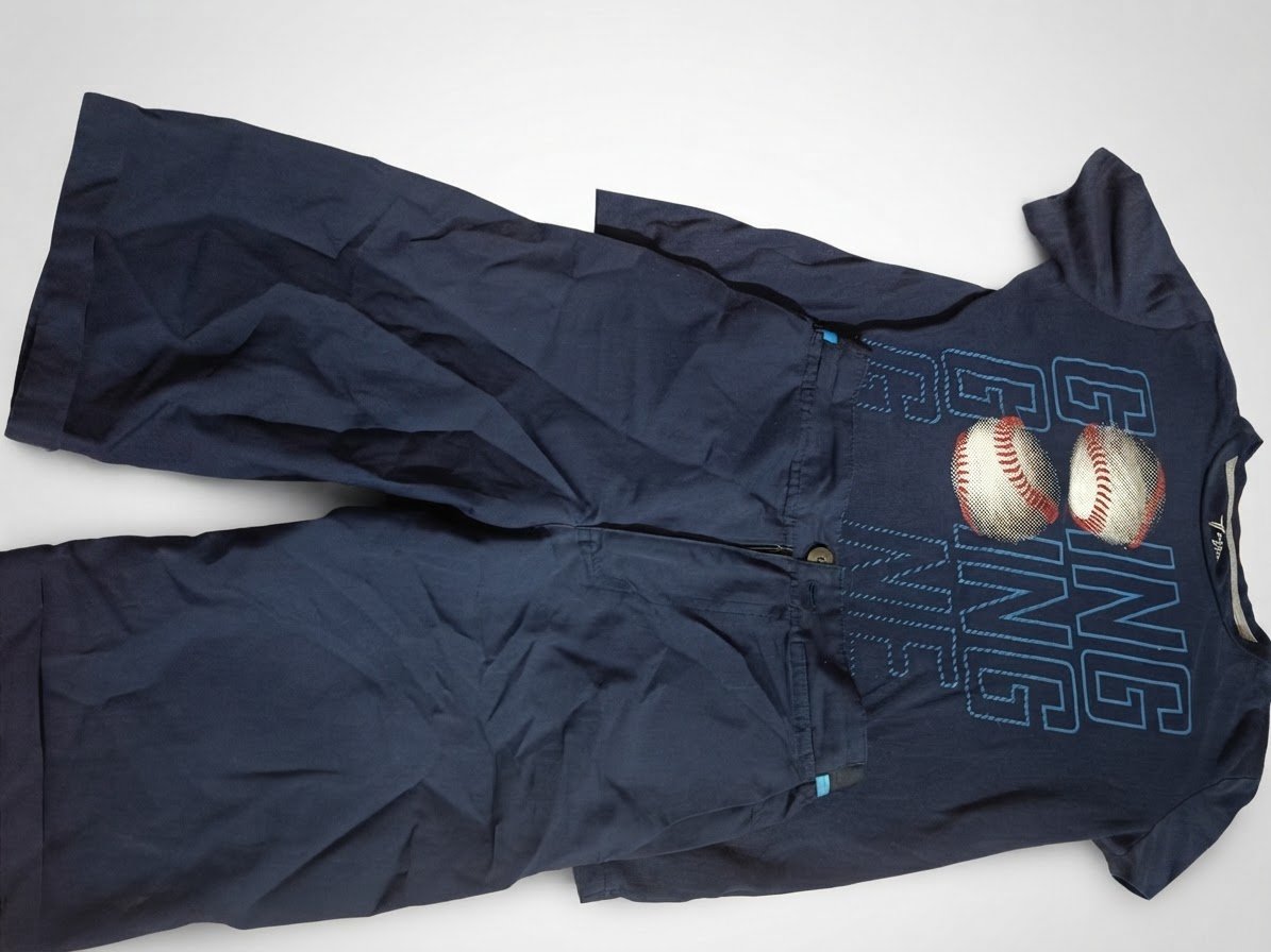 Pull et shorts en promo avec cadeau
